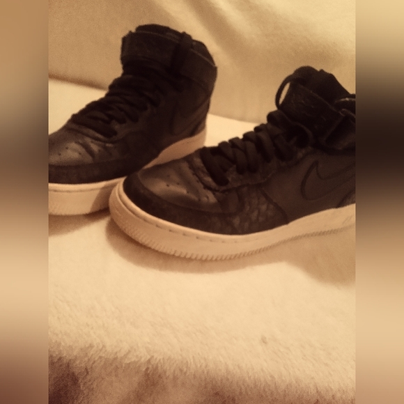 Youth Nike Air Force One '06 Black custom order. Size 5.5 Youth wide. - Picture 2 of 3